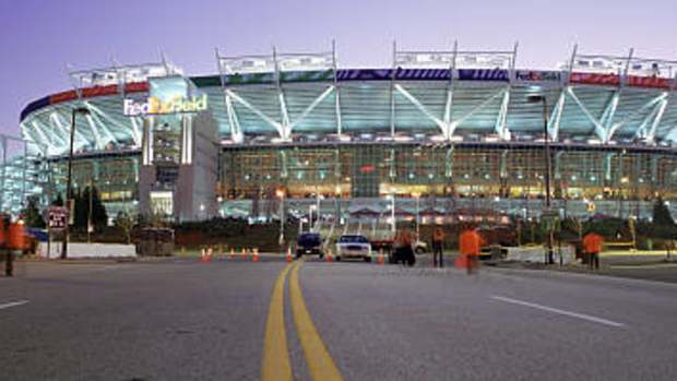 FedEx Exterior